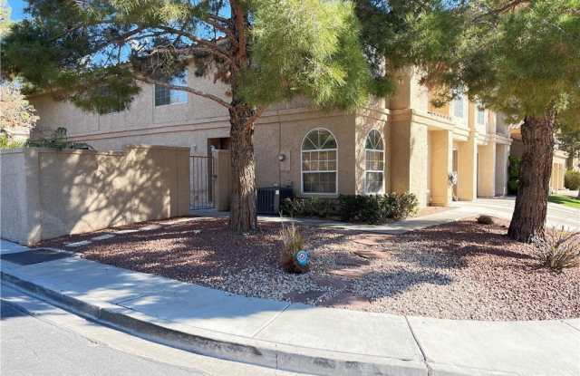 2842 BRIAR KNOLL Drive photos photos