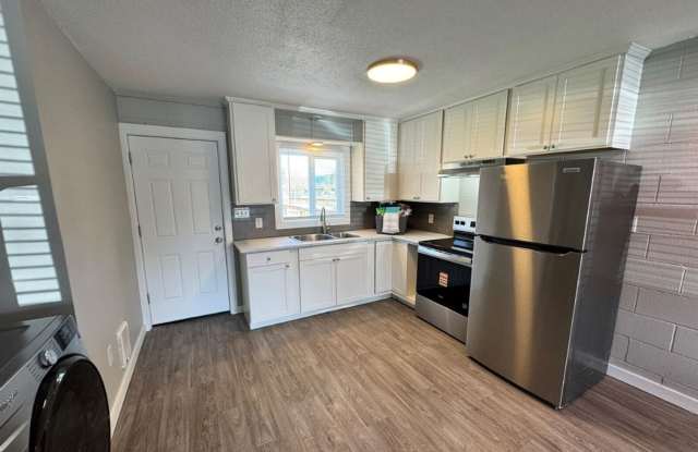 $1350- Comfortable 2-Bedroom Duplex in Sumas, WA Gallery 1