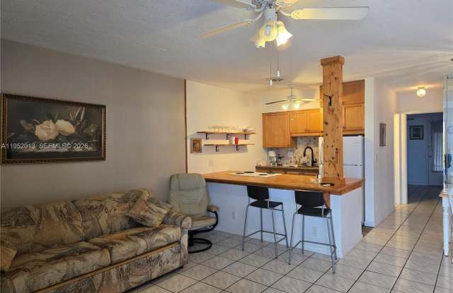 820 SW 11th Ave photos photos