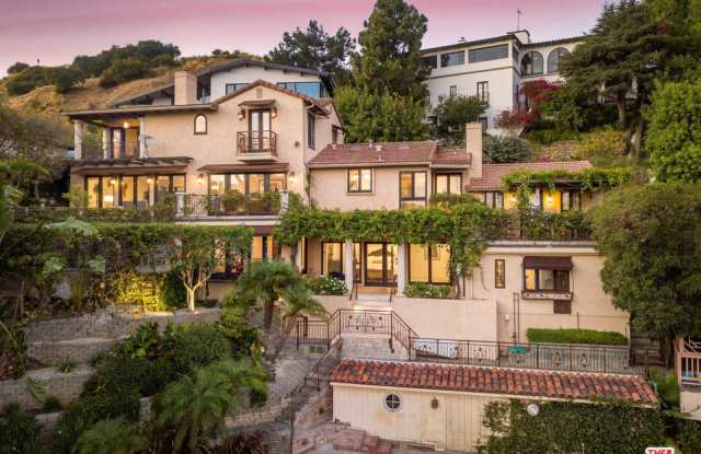 6930 Oporto Dr - 6930 Oporto Drive, Los Angeles, CA 90068