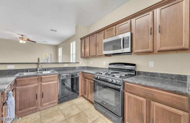 14652 OLDENBERG Court Gallery 4