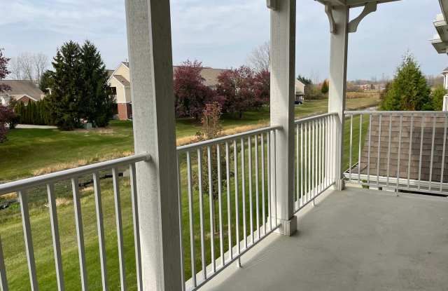 Shelby Township 2-Bedroom, 2- Baths with private balcony - 54213 Baypoint Drive, Macomb County, MI 48316
