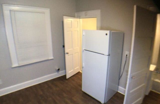 924 West 32nd Street - 924 West 32nd Street, Indianapolis, IN 46208