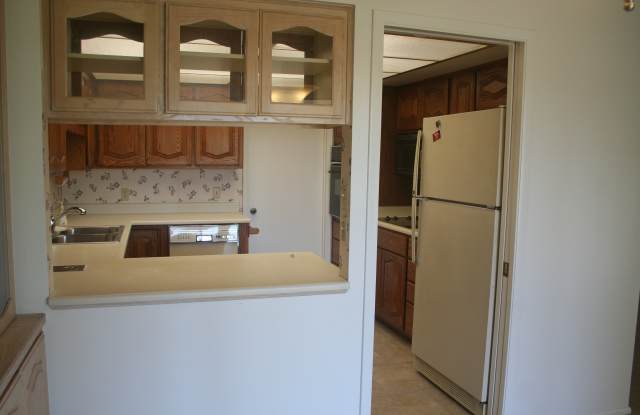 2953 S Country Club Way Gallery 3