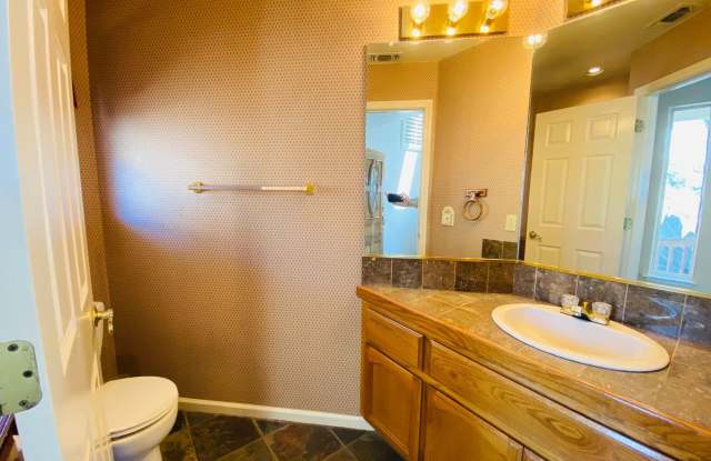 9800 Hudson Ct Gallery 4