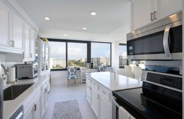 3589 S Ocean Boulevard Gallery 2