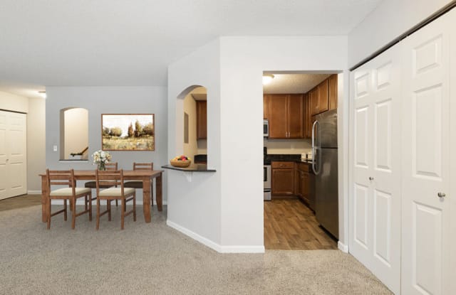 Shannon Glen Townhomes Gallery 3