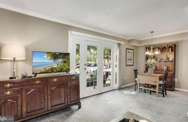 15611 HORSESHOE LANE Gallery 2