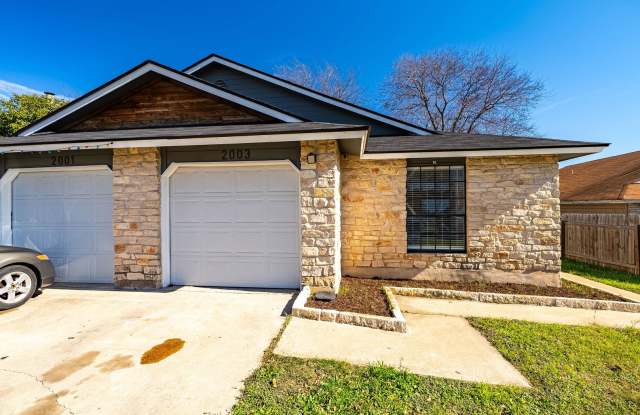 Charming 3-Bed Willowbend Home: Fireplace, Stainless Appliances, Garage, and Spacious Backyard! photos photos