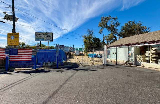 6967 S CRESCENT Boulevard Gallery 2