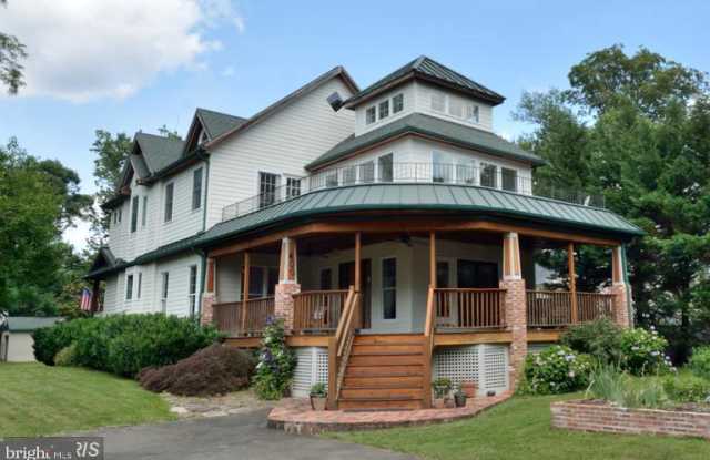 600 PARK STREET SE - 600 Park Street Southeast, Vienna, VA 22180