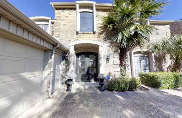 6405 Forest Lane Gallery 2