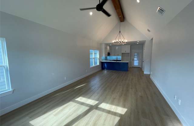 4918 Dry Creek Road Gallery 2