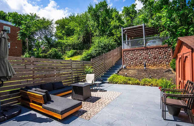 Charming End-Unit Townhome for Rent DC Living with a Touch of Suburbia photos photos