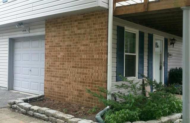 4546 RAWLINGS PLACE Gallery 2