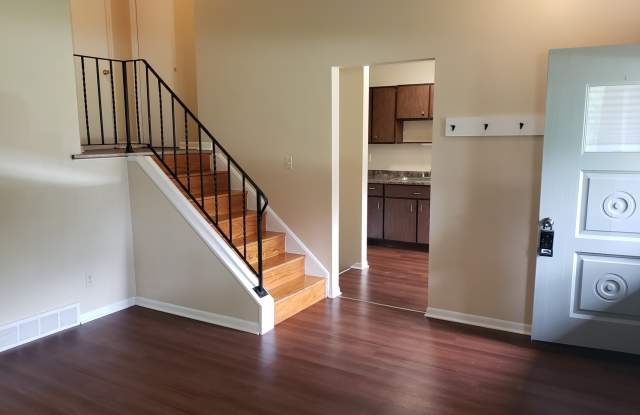 70 Pine Court Gallery 3