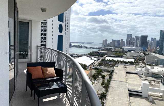 1750 North Bayshore Drive photos photos