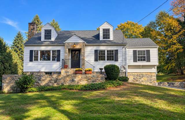617 Webbs Hill Road Gallery 1