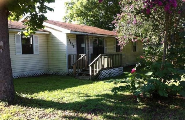 13625 HOLLINGS ST - 13625 Hollings Street, Jacksonville, FL 32218
