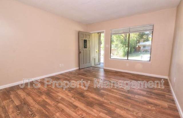 7742 Southcliff Drive Gallery 2