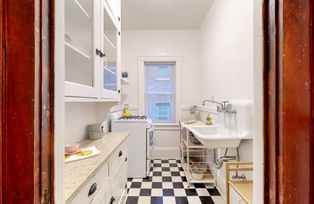 The Park Apartments Gallery 3