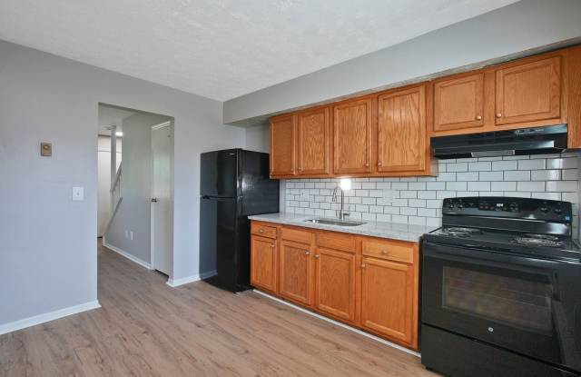 Nice 2 Bedroom Townhome in Southwest Columbus photos photos