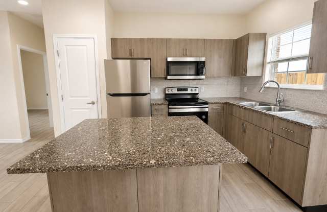 4907 Hiawatha Dr Gallery 2