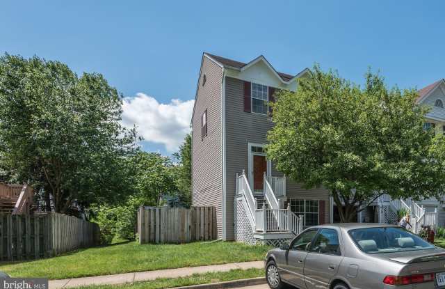 515 BLACKSBURG TERRACE NE Gallery 2