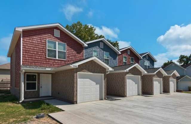 2255 Whitman Lane photos photos
