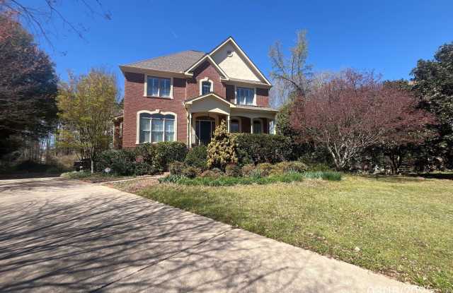 612 Banbury Court photos photos