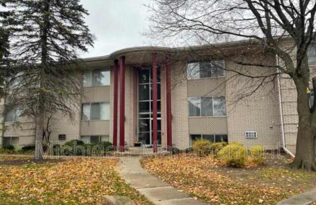 33234 Kingslane Ct - 33234 Kingslane Court, Farmington, MI 48336