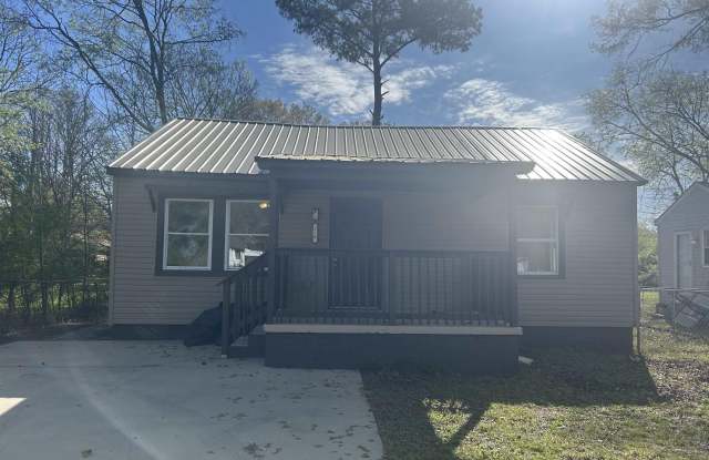 220 8th Avenue NW - 220 8th Avenue Northwest, Decatur, AL 35601