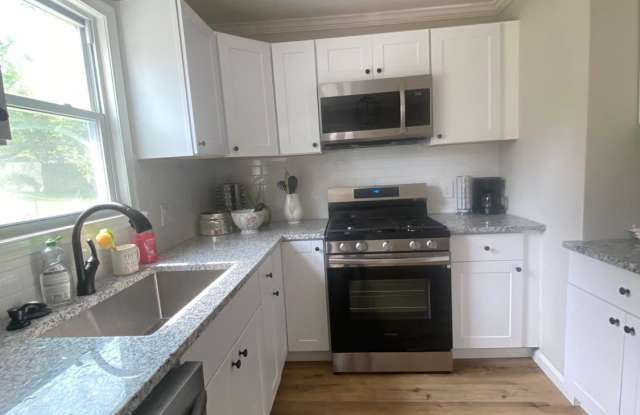 1309 Dunwoody Avenue photos photos