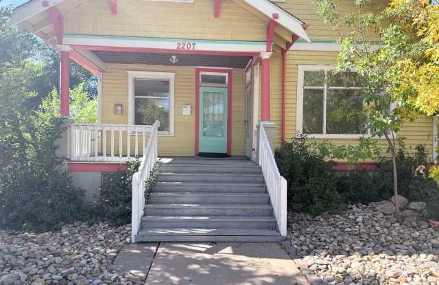 2207 West Colorado Avenue Gallery 1
