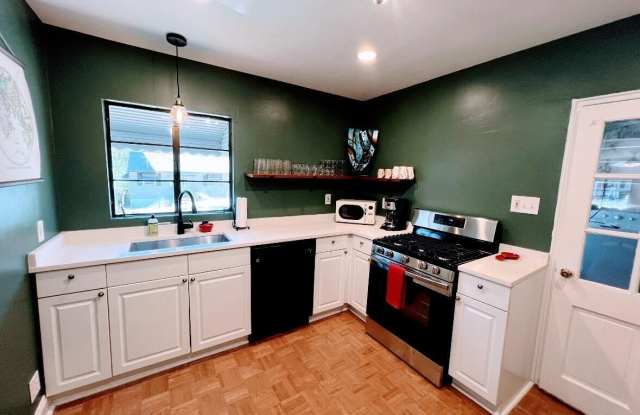 2514 Bedford Avenue - 2514 Bedford Avenue, Raleigh, NC 27607