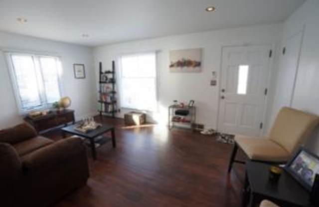 5913 Morgan Avenue South Gallery 2