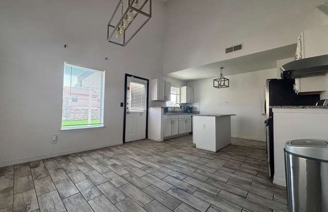 12444 SOMBRA GRANDE Drive Gallery 4