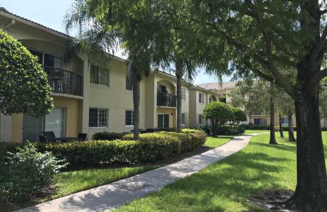 700 S Crestwood Ct S Gallery 3