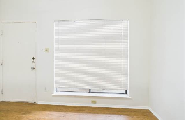 1905 San Gabriel St Apt 103 Gallery 4