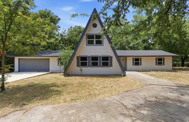 103 #A Calhoun Bend Gallery 2