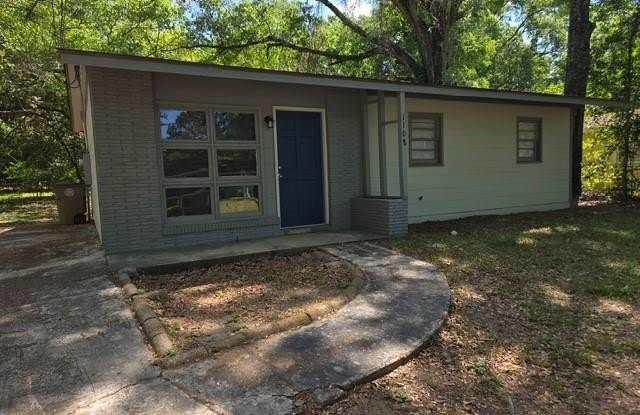 1108 Rhett Drive photos photos