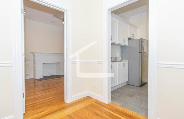 Beautiful 1 Bed 1 Bath Available NOW photos photos