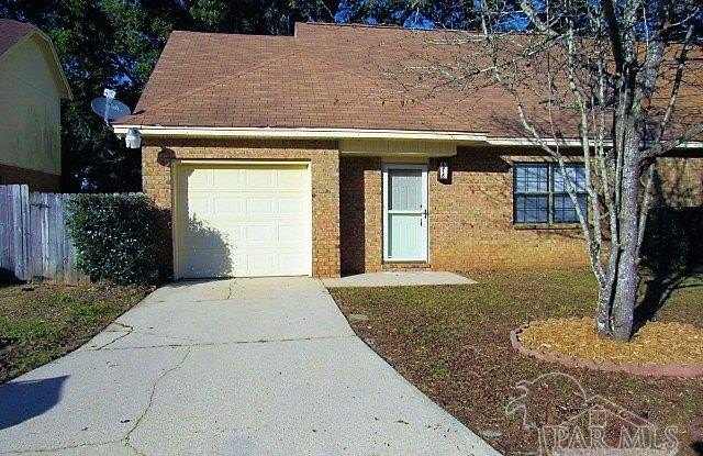 6930 Heather Oaks Dr - 6930 Heather Oaks Drive, Myrtle Grove, FL 32506