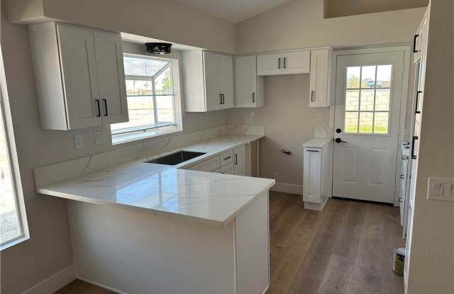 43916 Aspen Street photos photos