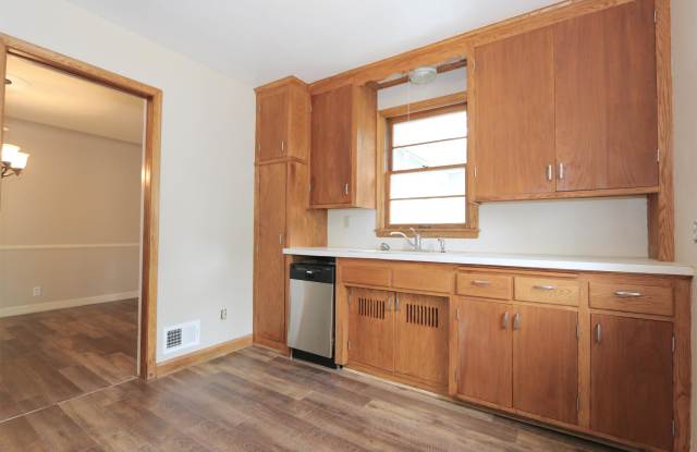 5137 Gorgas Ave. Gallery 2