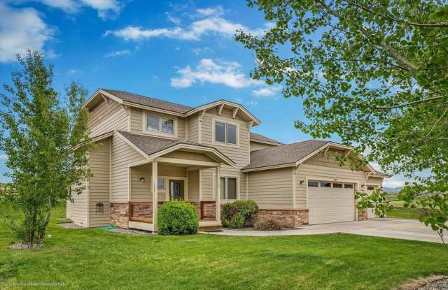 Single Family Home in Rifle For Rent Gallery 4