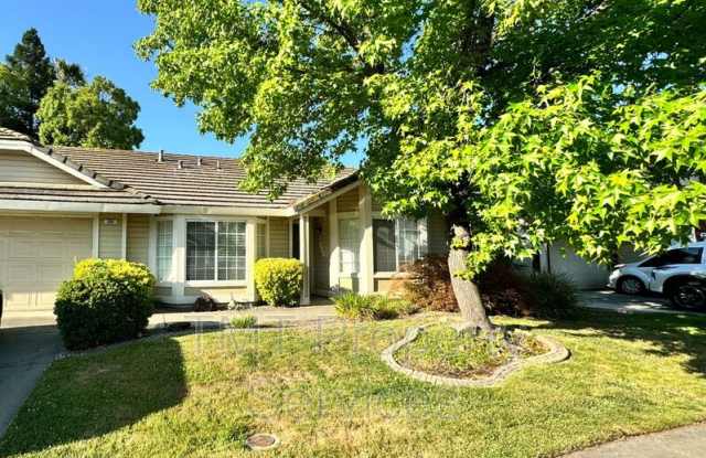 204 Sapphire Ct photos photos