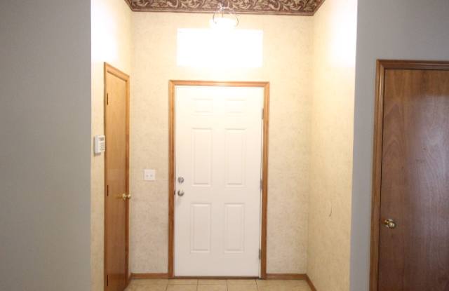 620 Eastview Dr Gallery 2