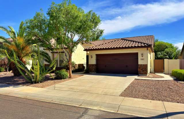 737 East Charlevoix Ave photos photos