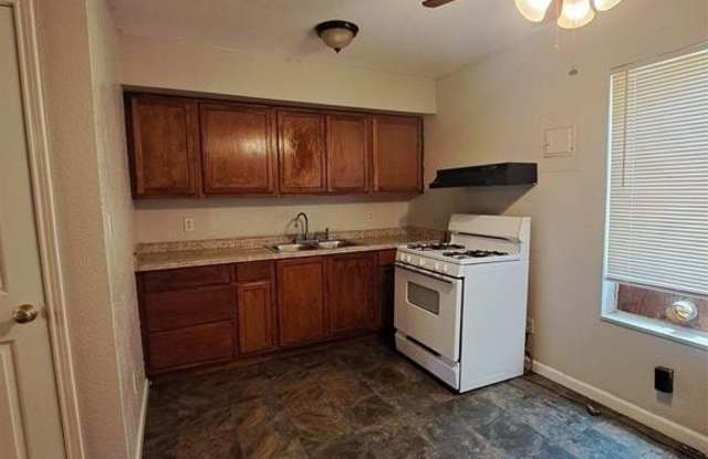 109 Mimosa Street photos photos